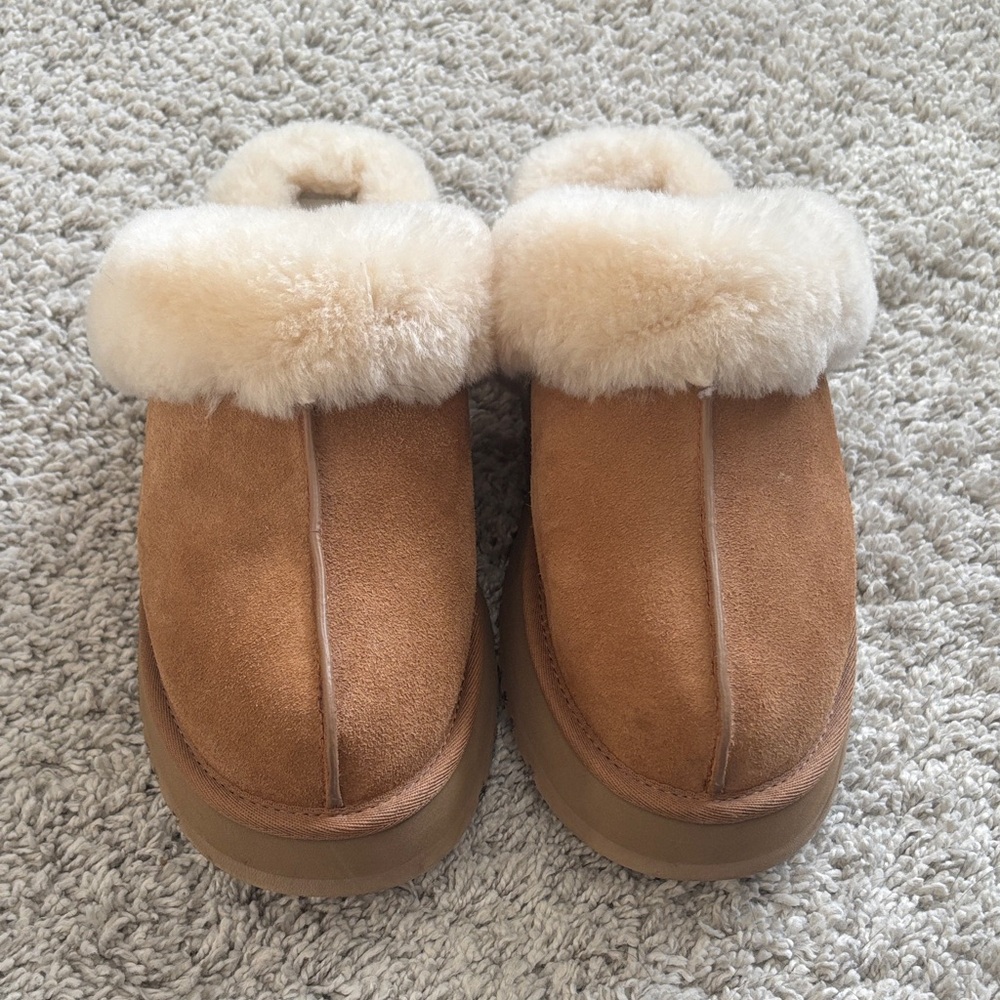 Women's Chestnut Disquette Ugg Slippers